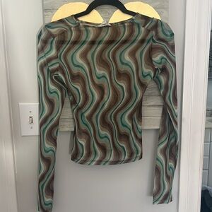 Super cute sold out shirt Miaou- retro REVOLVE